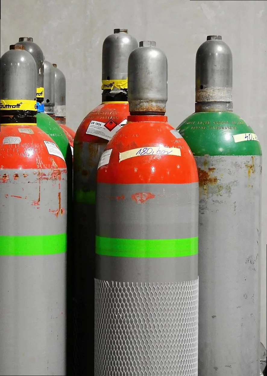 gas, welding, welder, protective gas, autogen, mig, inert gas welding, pressure, pressure reducer, pressure regulator, d