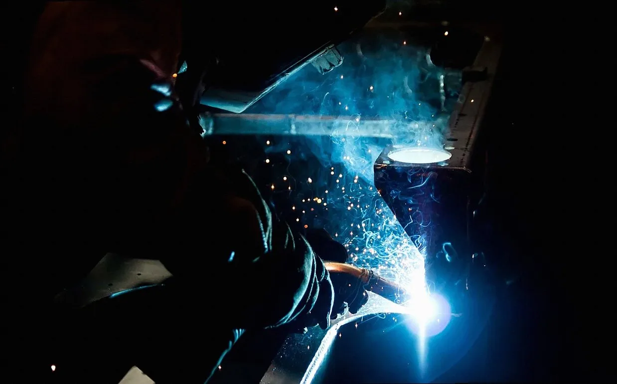 Weld Lab Core facet