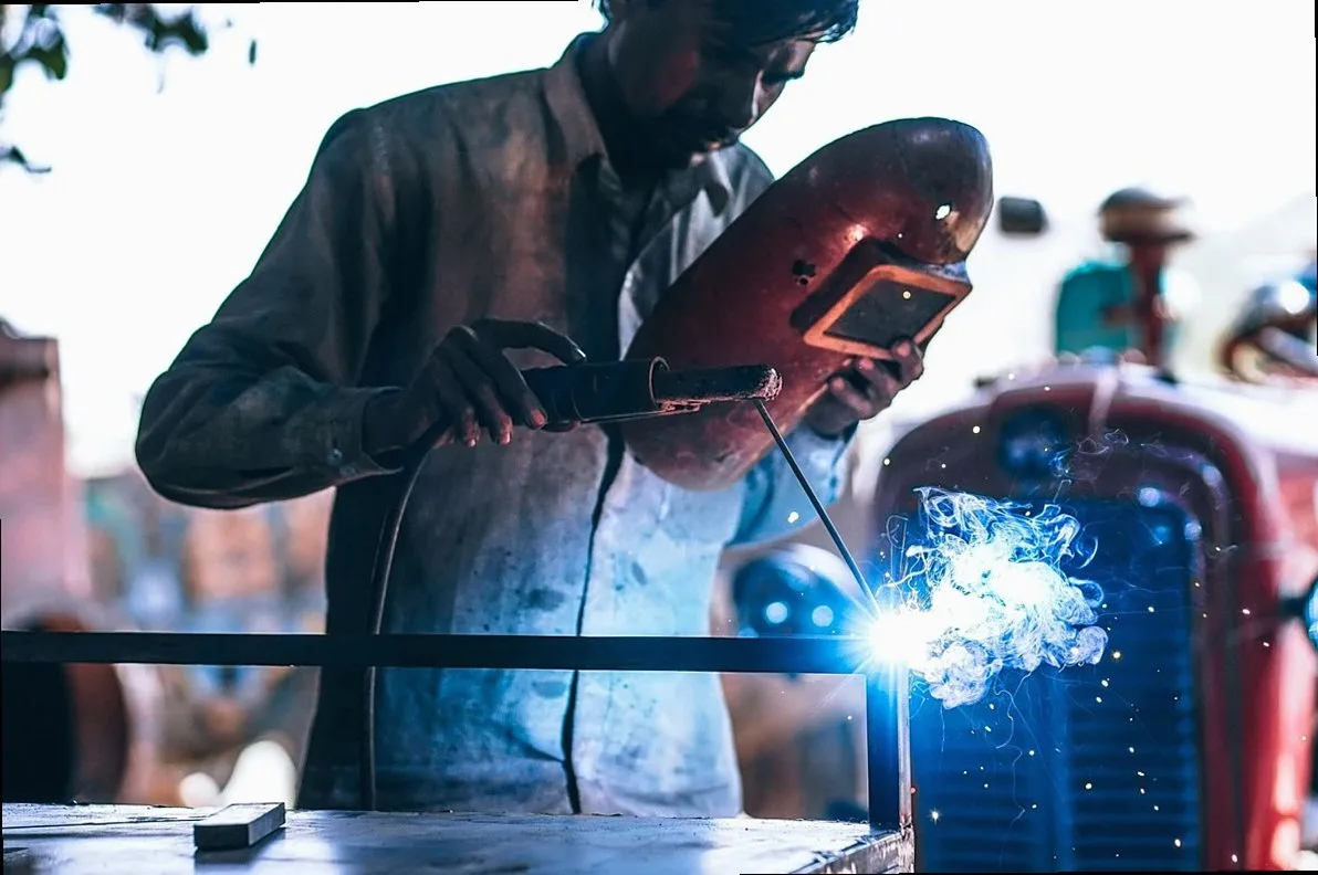 Weld Lab Core facet