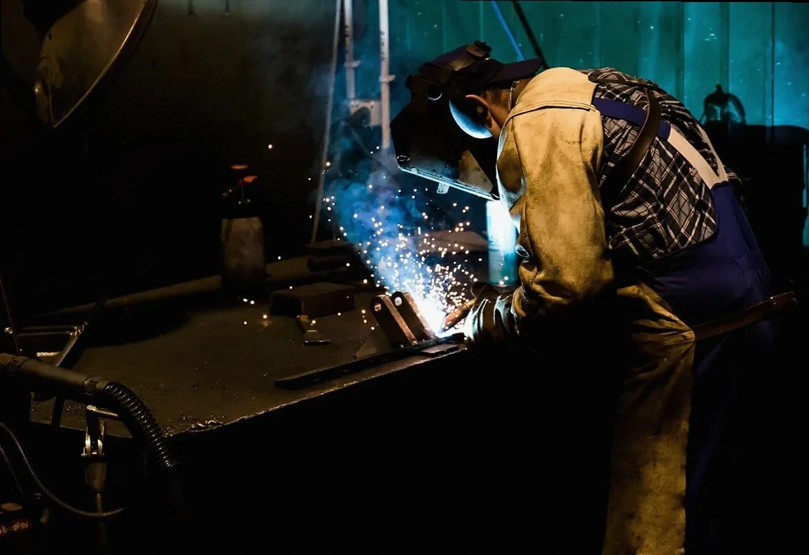 Weld Lab Core facet